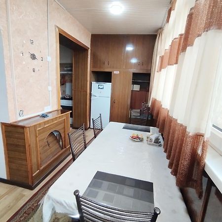Большая Квартира В Сердце Столицы Ташкент Екстер'єр фото